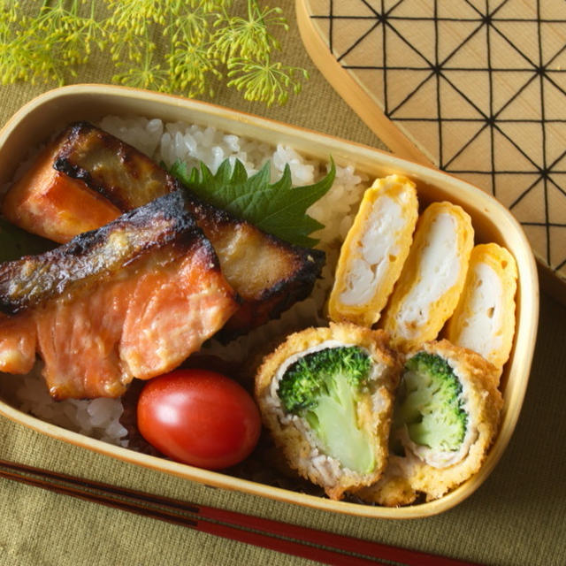 今日のお弁当【ブロッコリーの肉巻きフライ】