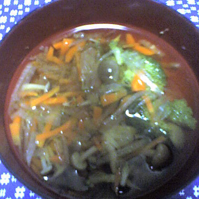 野菜たっぷりのお吸い物