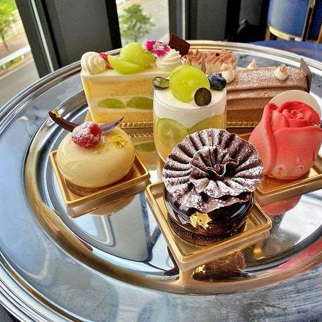 ヒルトン横浜　ラウンジ&バー「メロディ」でスイーツタイム♪