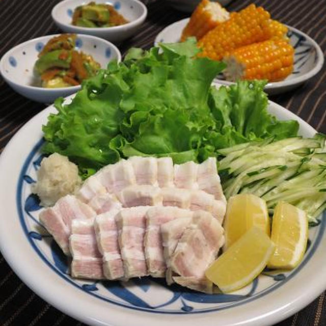 茹で塩豚と昔ながらのトウモロコシ♪ 長浜～大洲へ　