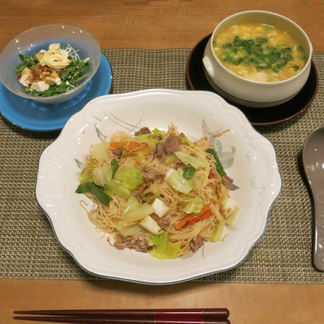 旦那さんにおまかせ　～　ケンミンの焼きビーフン♪