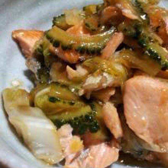 『ゴーヤと鮭の味噌炒め』レシピ☆