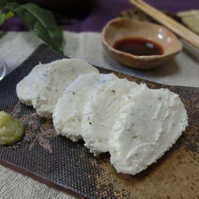 黒胡椒入り酒粕チーズ　わさび醤油で♪