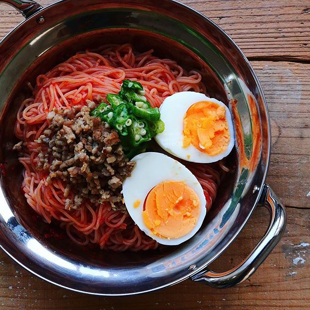 ピリ辛麺、ピビン麺！