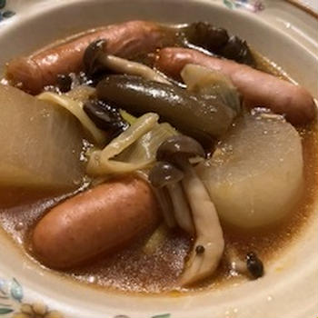 茄子と大根・ウィンナーのコトコト煮と  お楽しみスイーツタイム♪