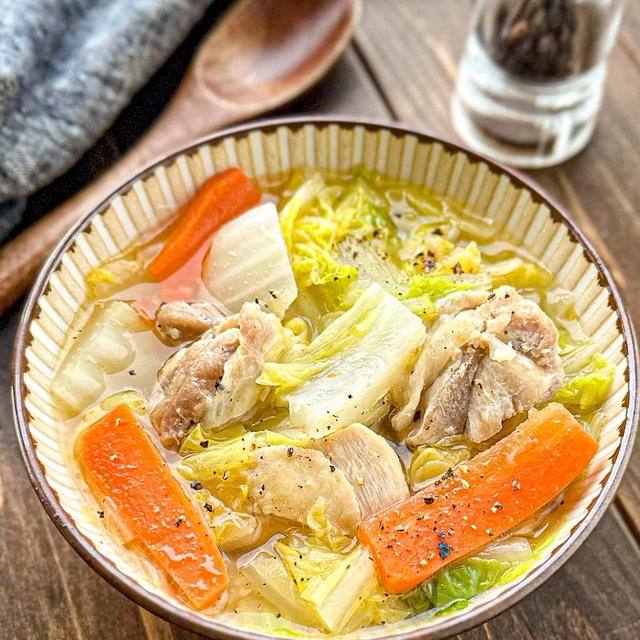 【白菜と鶏肉のうま味噌スープ】満腹感◎食べるおかずスープ♡#今日のおうちごはん#時短レシピ