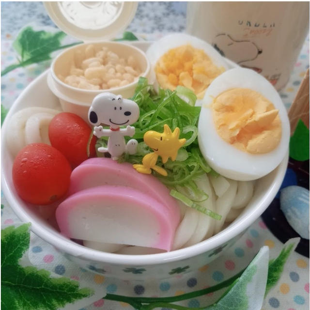 #平日お昼ご飯はお弁当or外食