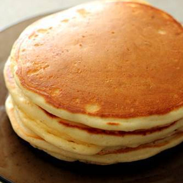 パンケーキに、みかんジャム