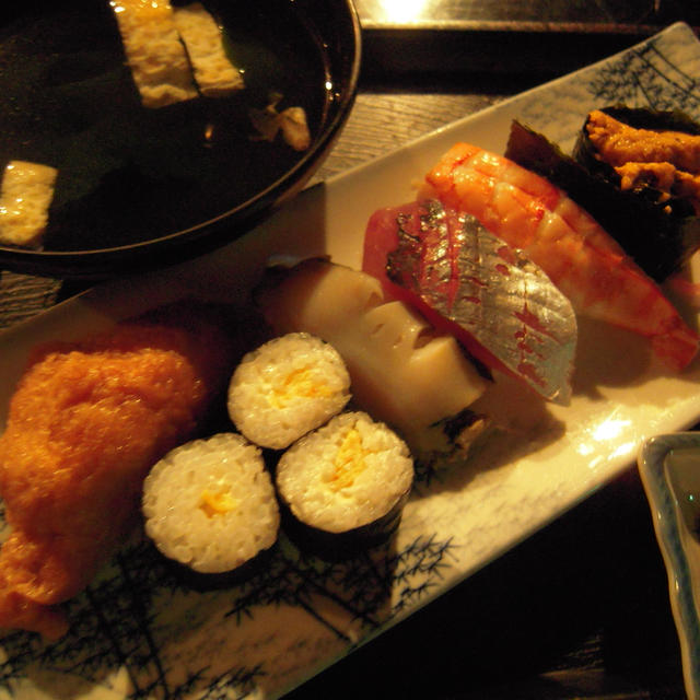 握り寿司セット＆ハンバーグ定食 in 萩　亜巳悟