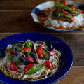 素麺　茄子と甘長唐辛子の醤油麹炒めを乗せて