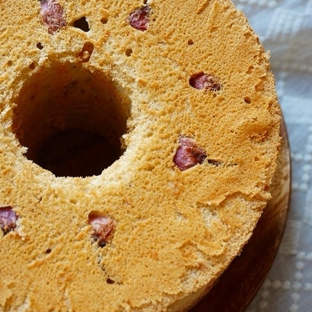 桜のシフォンケーキ