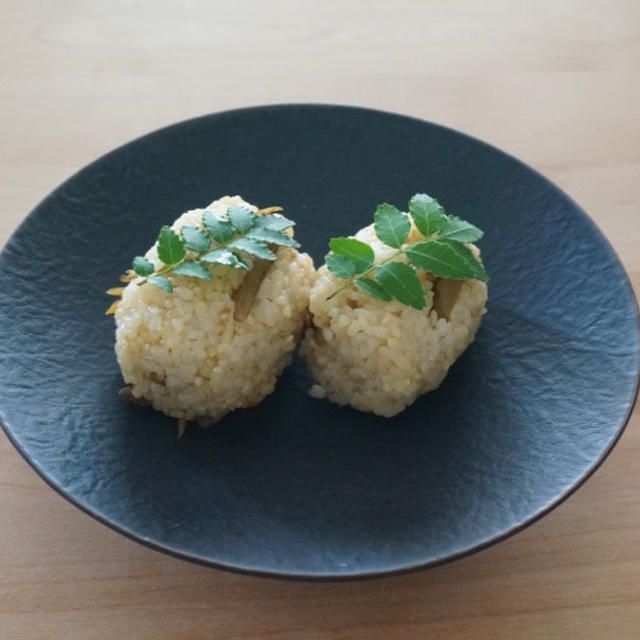 ごぼうと生姜のきんぴらおにぎり