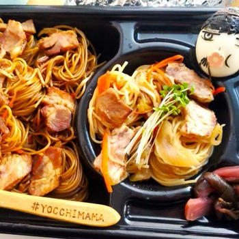 マッシュル‐MASHLE弁当＆「増田おはぎ」「うぐいす 深煎りきなこ 黒ゴマ　玄米粉 くり抹茶 紫芋 ほうじ茶 くるみ よもぎ みたらしさつま」(*´艸`*)堪能～