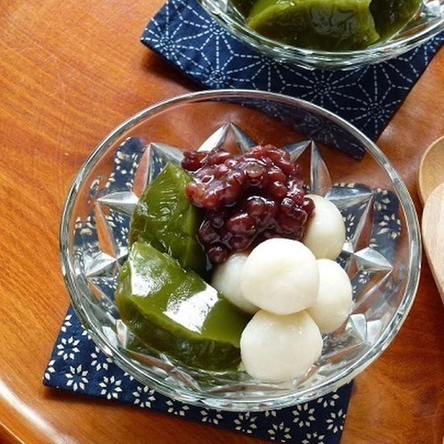 豆腐白玉と濃い抹茶寒天
