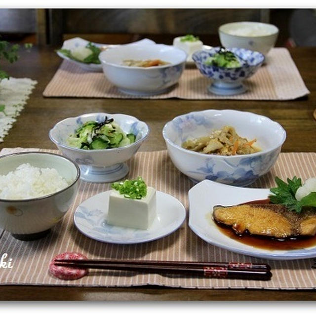 ぶりの照り焼きなど和のお夕飯と思い出の器