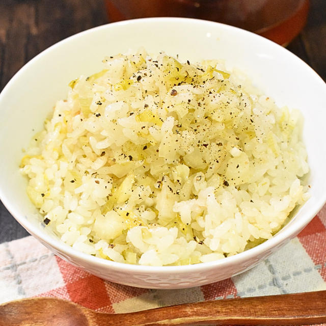 シンプルなのにやたらうまい！セロリご飯