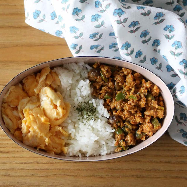 冷凍ストックが便利！ドライカレー弁当【ふたしな弁当】
