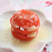 ＜レシピ公開＞ちょっと粋な「トマトと生ハムのミルフィーユ仕立て」