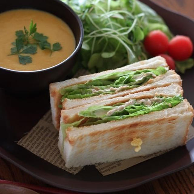 今日のブランチと賑やかな空♪