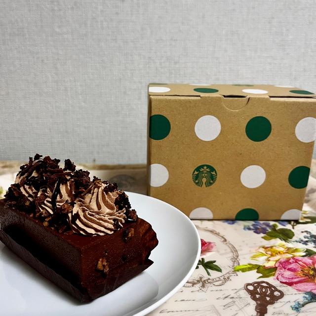 【スタバ新作】スターバックス チョコレートフルケーキ