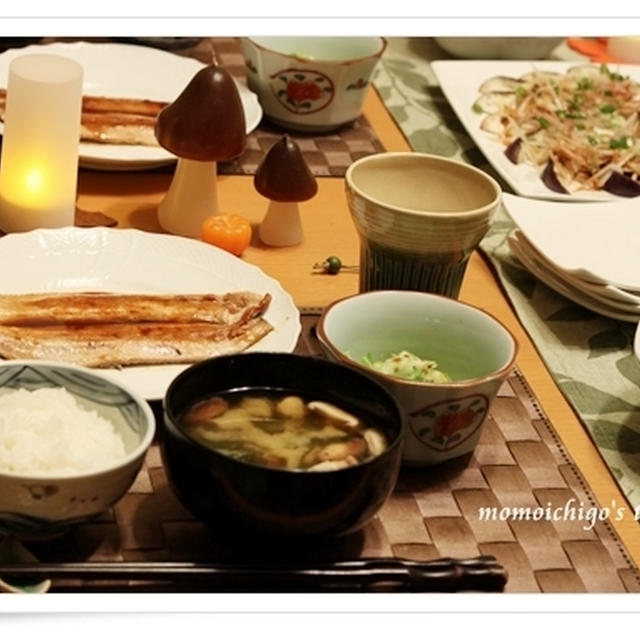 秋刀魚の蒲焼と蒸し茄子香味ダレ、焼きとうもろこしのバター醤油♪