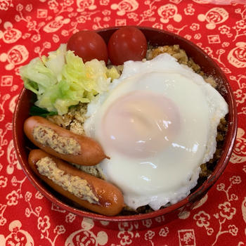 カレーピラフ弁当