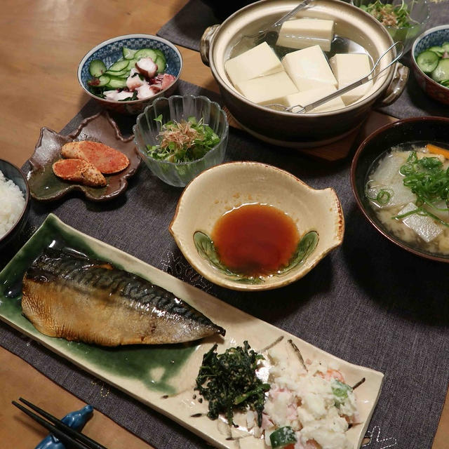 健康診断の前に～とろ鯖の照焼＆豚汁＆湯豆腐の晩ご飯　と　カマキリの卵♪