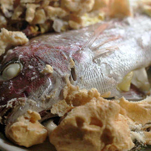 鯛の塩釜蒸し