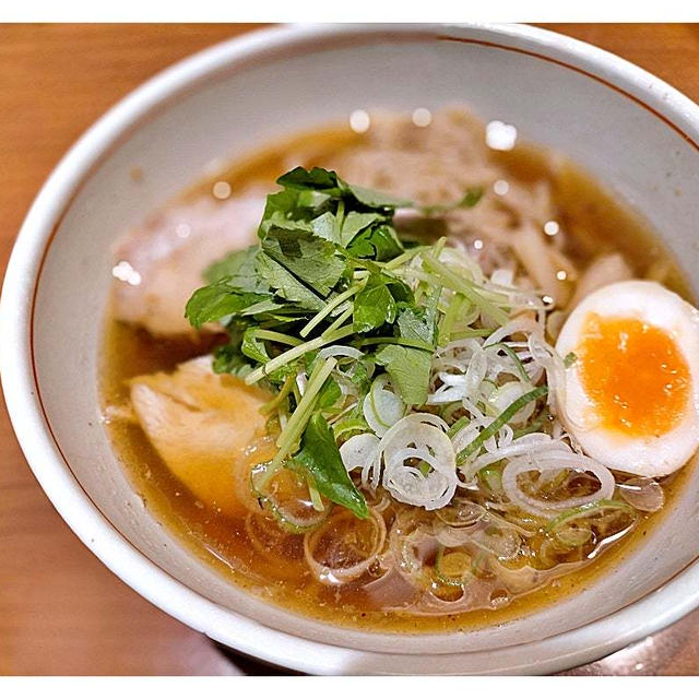 石臼挽き自家製麺と無化調スープが絶品！！「富良野とみ川」@東京ラーメンストリート（東京駅一番街