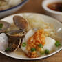 簡単！電子レンジで4分♪タラとあさりのレンチン蒸し玉ねぎダレ