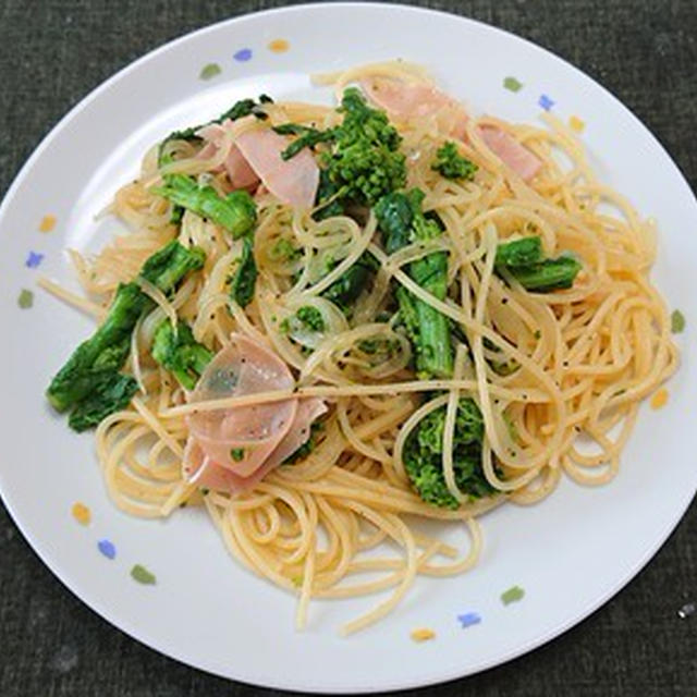 菜花と生ハムのスパゲッティ