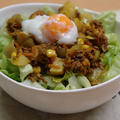 4人分でひと玉！たっぷりレタスのカレー丼