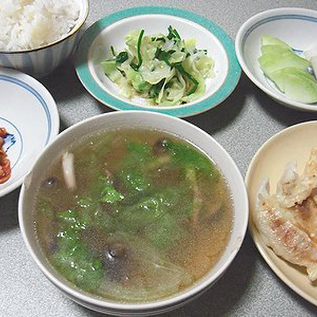 いつぞやの餃子と「レタススープの晩ご飯