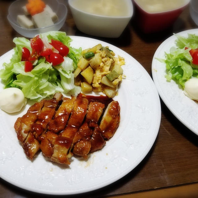 【家ごはん】 照り焼きチキン 献立　[レシピ] 中華風コーンスープ