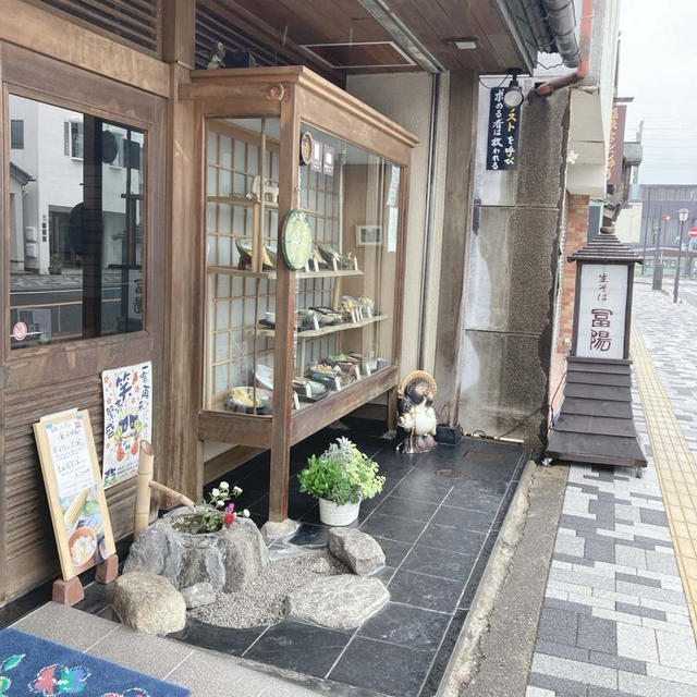 【栃木三昧旅行2日目】那須ステンドグラス美術館とかホテル四季の館那須とか色々♡