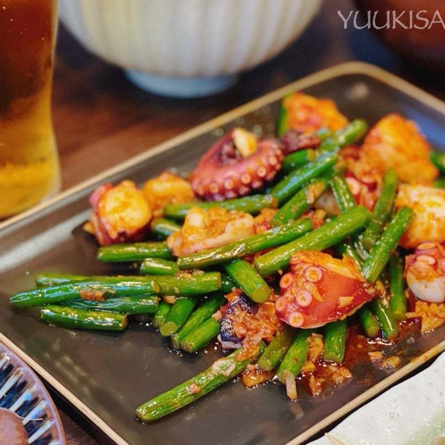 欲張りな晩酌♪お酒も白飯も進む、辛さがクセになるタコとにんにくの芽の炒めものレシピ