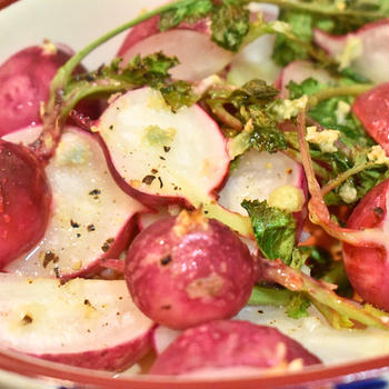 葉っぱも美味しい♪焼きラディッシュ