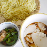 甘長唐辛子の煮物とお豆腐のざるラーメン