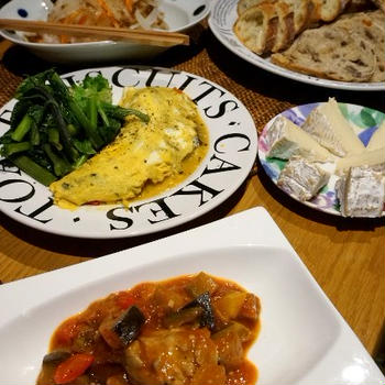 鶏肉と野菜のトマト煮込み