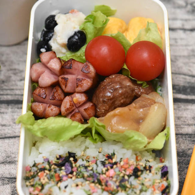 中学生男子弁当｜肉団子の甘酢煮・卵焼き・黒豆入りポテトサラダ