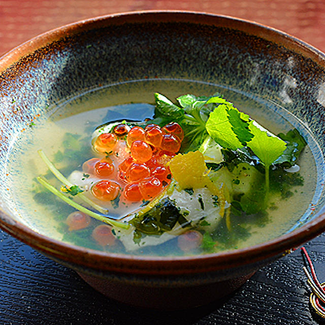 謹賀新年 ☆ 混ぜ込みわかめで“お雑煮”