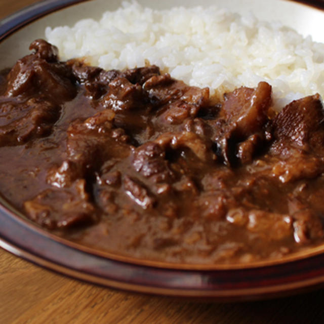 牛すじカレー