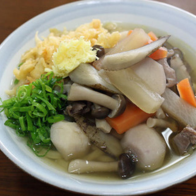 香川で食べる前に自宅で「しっぽくうどん」