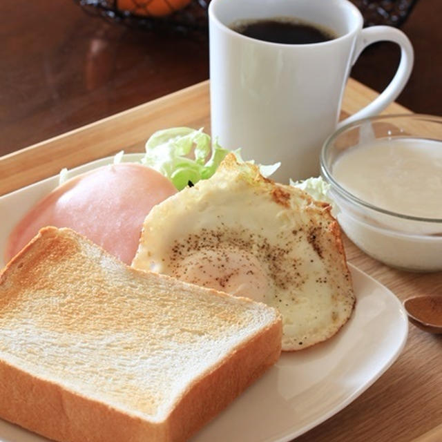 「米粉入り食パン」 de シアワセ朝ごはん♪