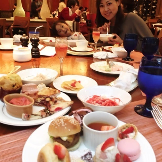 念願のストロベリーブッフェへ♡リッツカールトン大阪