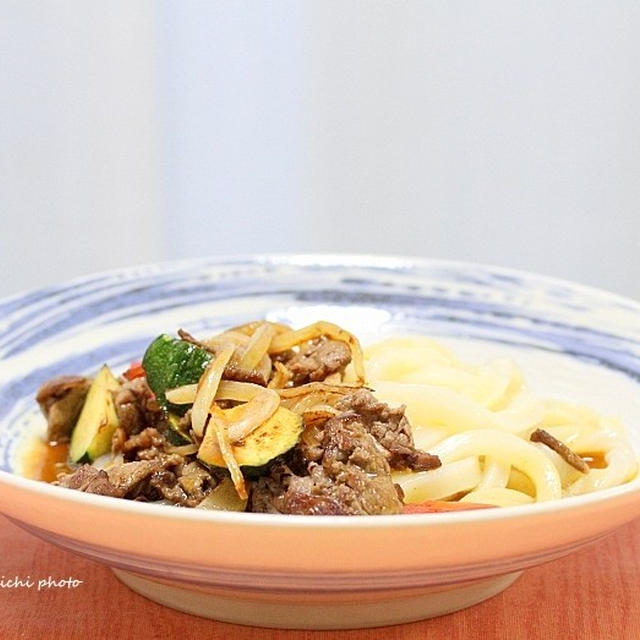 市販のカレー出汁で冷やしカレーうどん＆こんなカメラで料理撮ってます