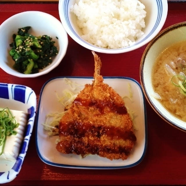 遅くなったお昼ごはん「まいどおおきに食堂」（笑）