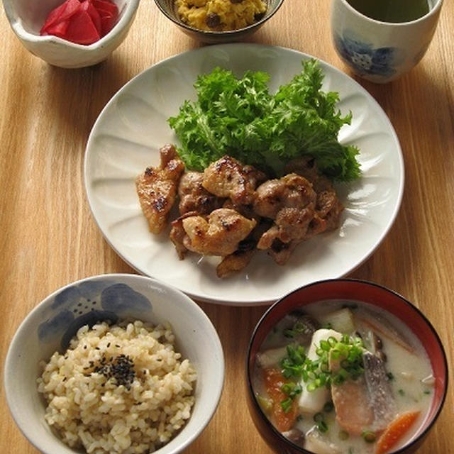 鮭の粕汁、鴨の味噌漬け焼き、安納芋のサラダなど・・・。