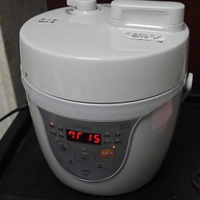 電気圧力鍋とコンベクションオーブン