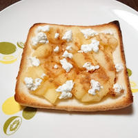 カッテージチーズで簡単アップルパイとアップルトースト♡ #雪印メグミルク